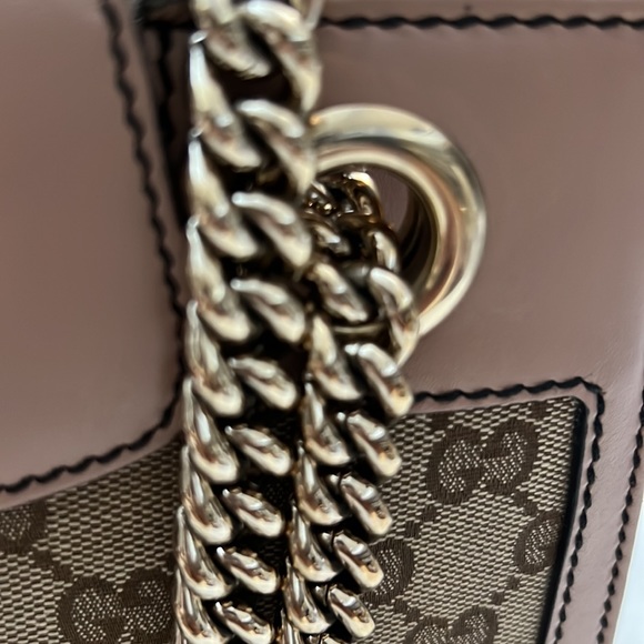 Gucci Emily Shoulder Chain Bag - Picture 4 of 11
